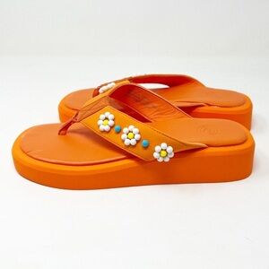 Urban Outfitters Orange Beaded Daisy Flip Flop Sandals Women’s Size 9